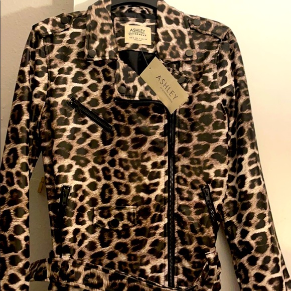 Jacket - Picture 3 of 5